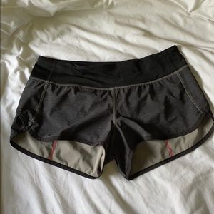 Lululemon Shorts with Zipper & Mesh Lining- Size 6